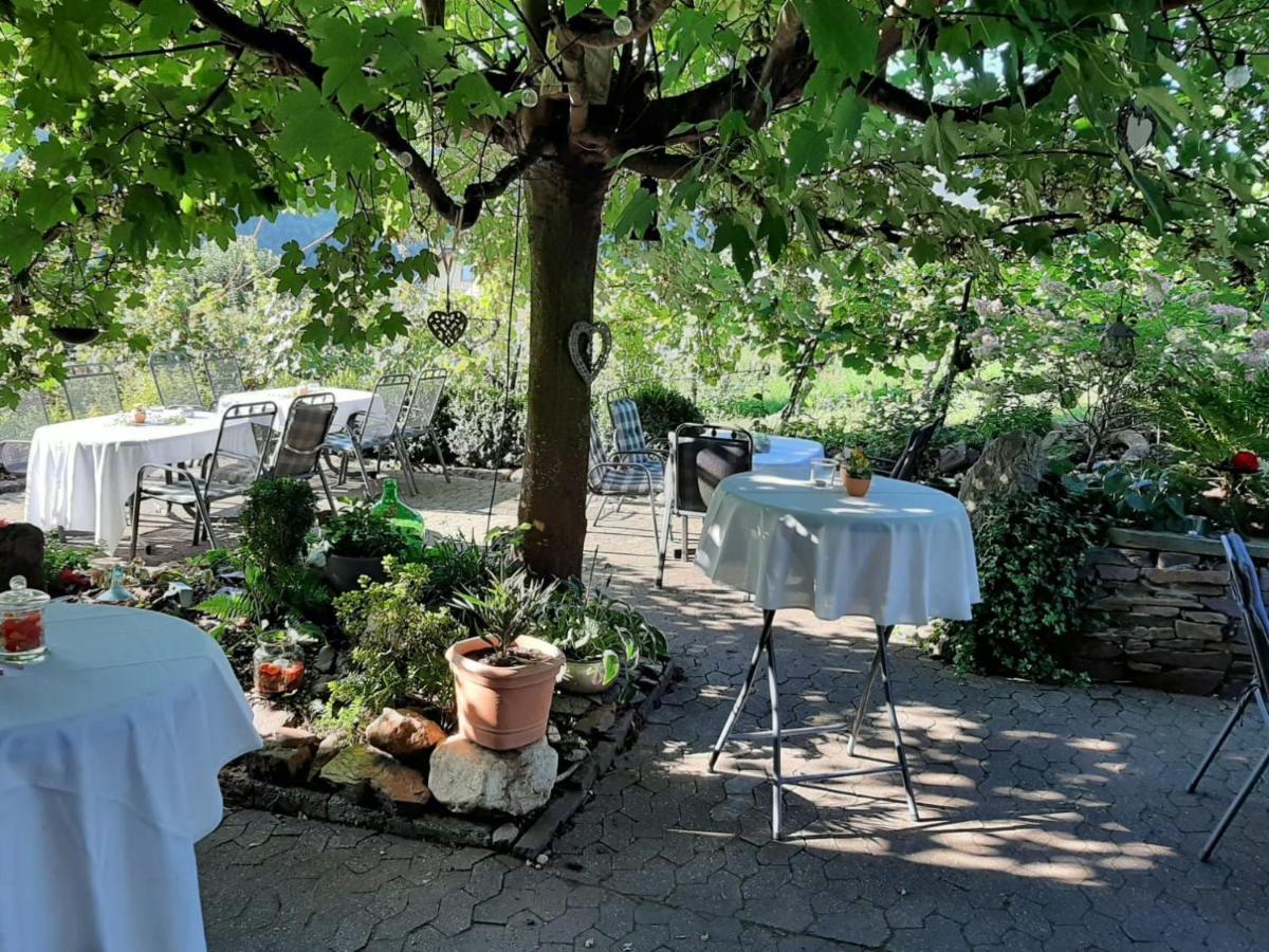 Weingut Erich Serwazi Мезених Экстерьер фото