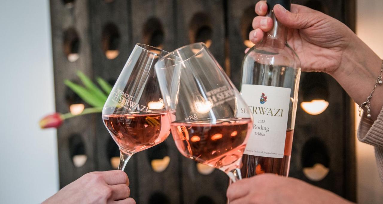 Weingut Erich Serwazi Мезених Экстерьер фото